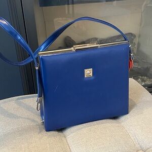 Vintage structured Blue Handbag
